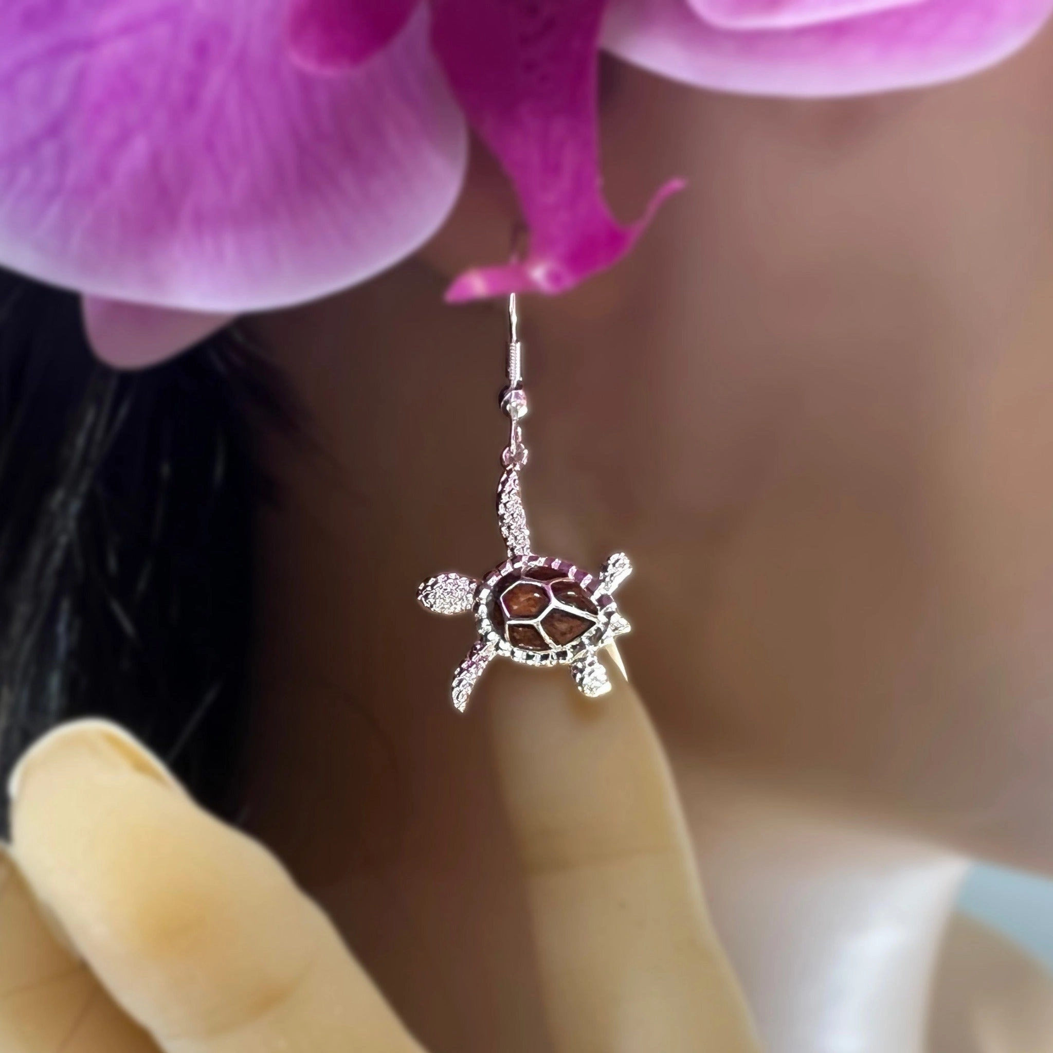 La`au Honu Dangle Earrings Attractive Ornament