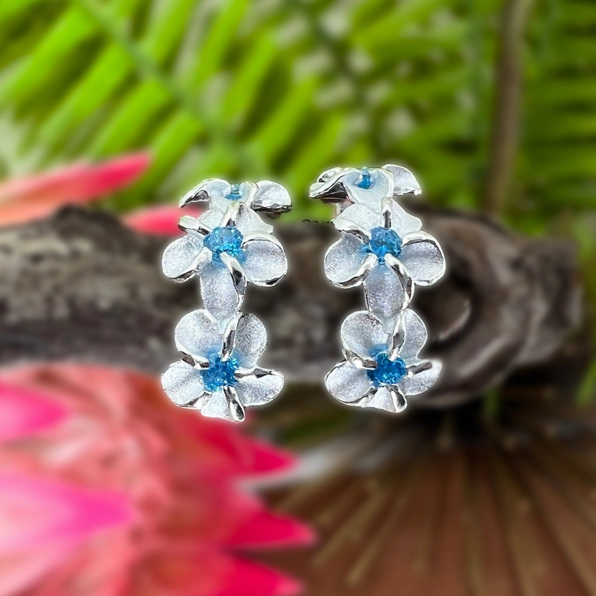 Po'ai Plumeria CZ Huggie Earrings simple design Vintage Aesthetic