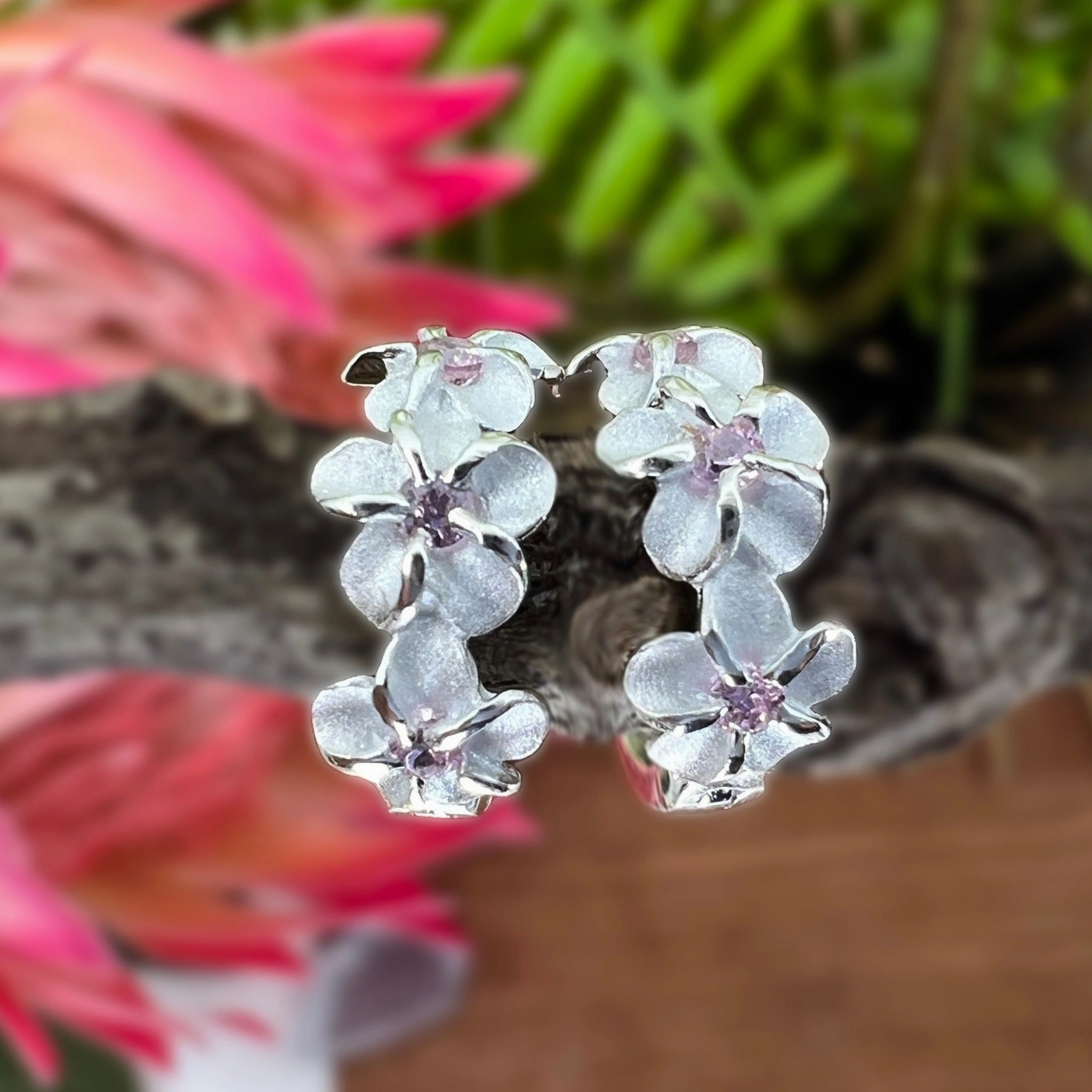 Straight Ornament Classic Creation Po'ai Plumeria CZ Huggie Earrings