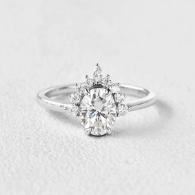 Glistening Gem Fashion Craft Oval Cut Moissanite 4 Prongs White Gold Ring