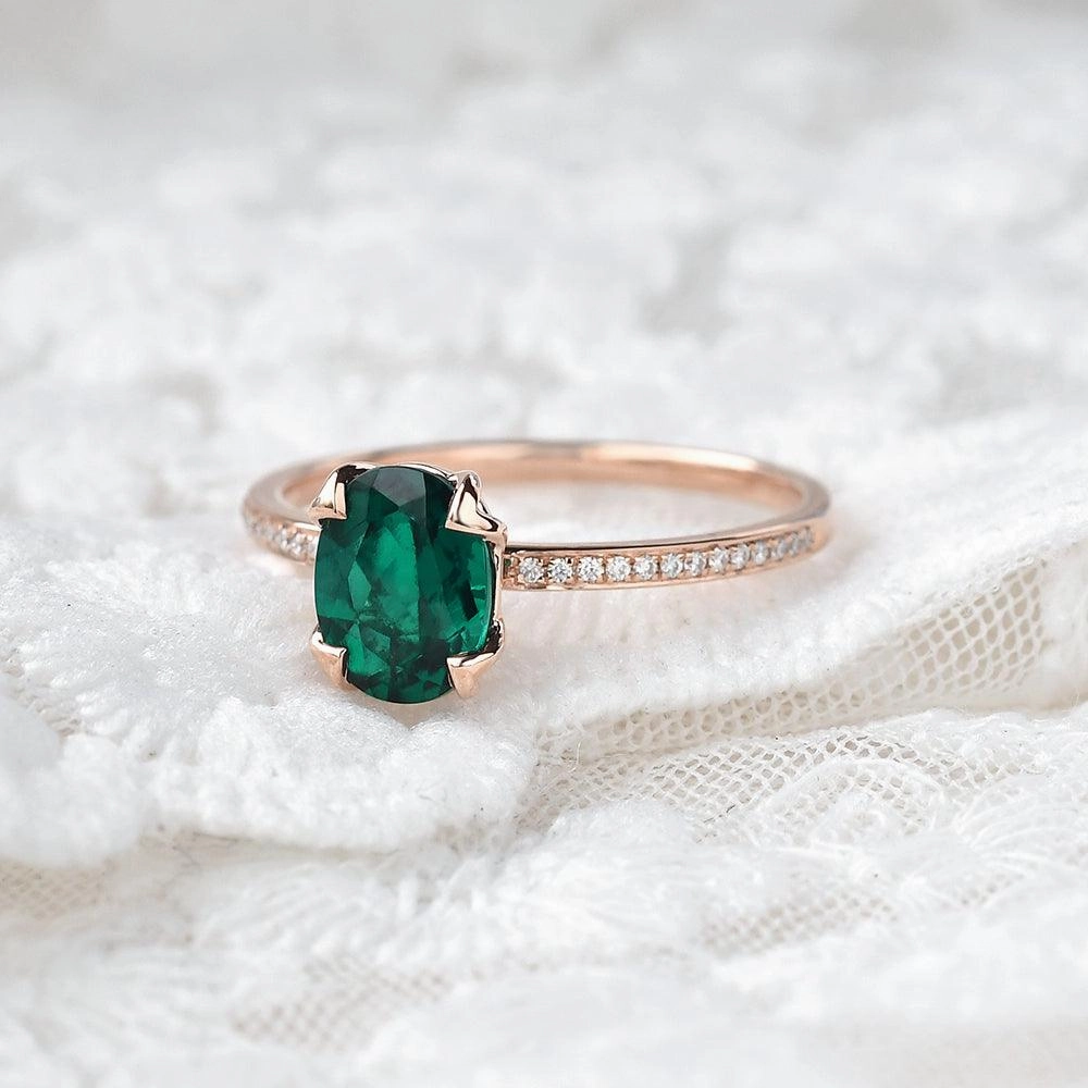Oval Shaped Emerald Rose Gold Ring Casual Style Radiant Glam
