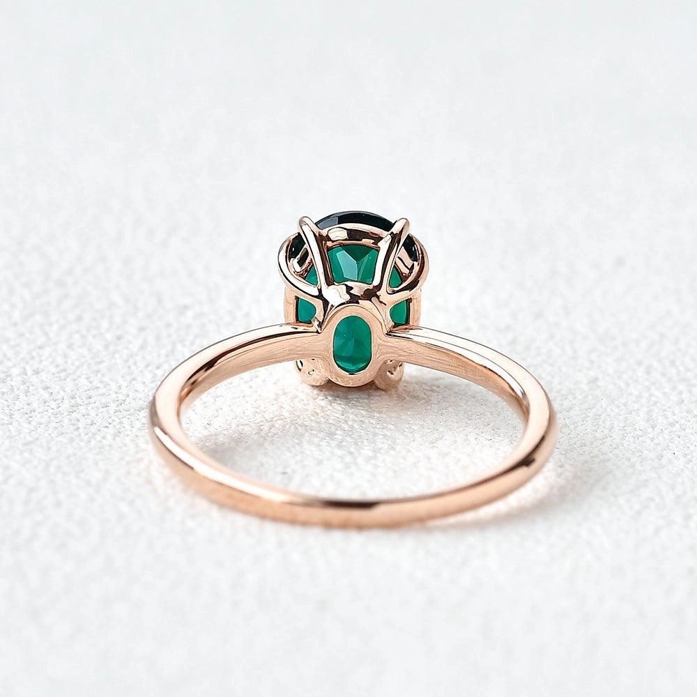 Oval Shaped Emerald Rose Gold Ring Winter Mood Minimal Sparkle