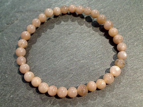 Special Detail Top Score Peach Moonstone 5MM - 7MM Stretch Bracelet