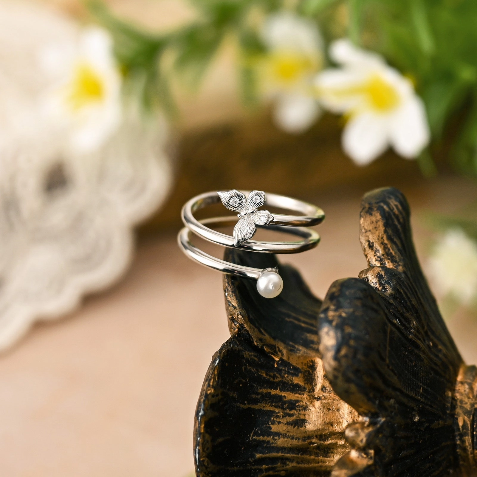 Popular Trend Pearl Butterfly Ring