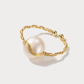 Modern Edge Pearl Ring