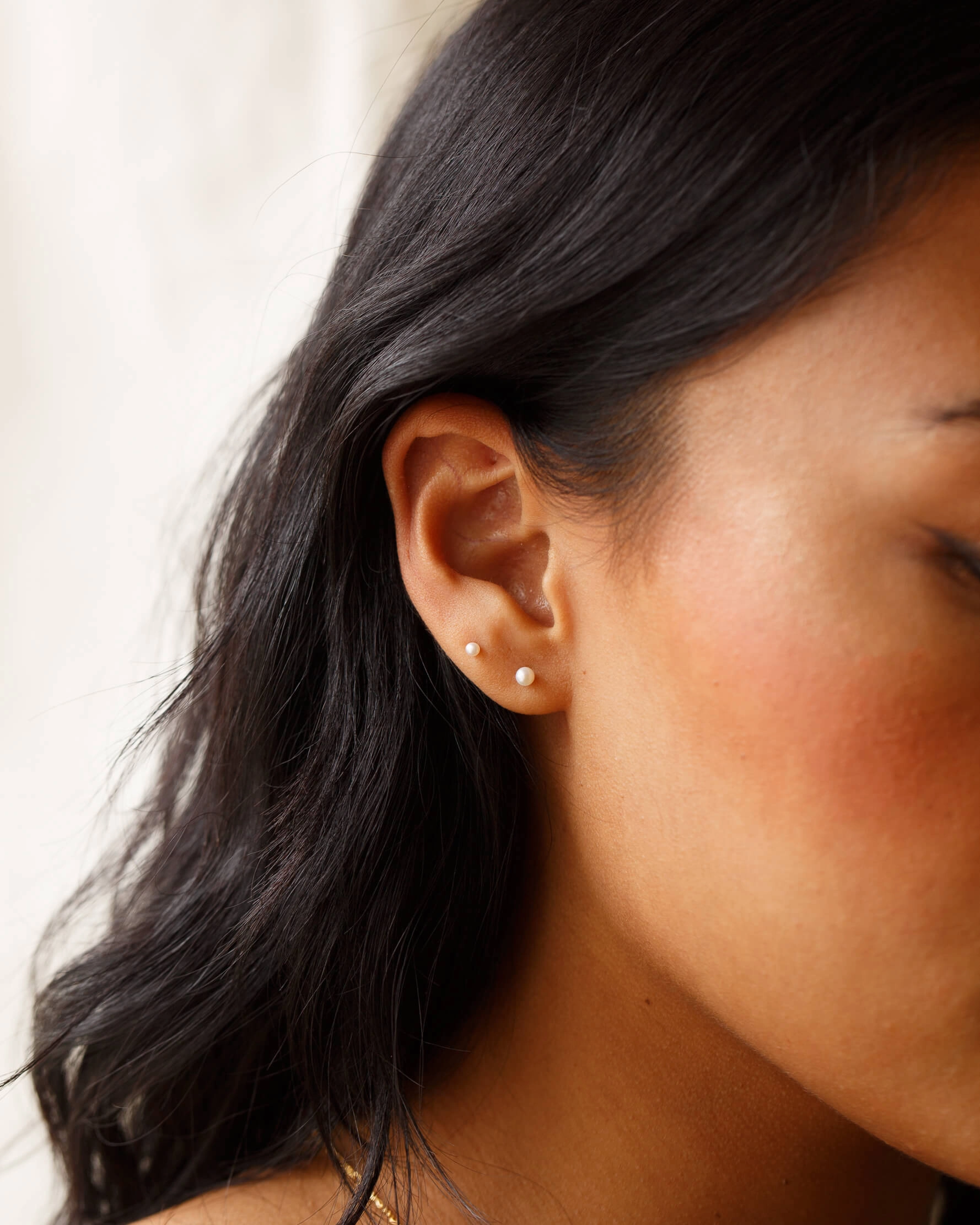 Pearl Studs Delicate Piece