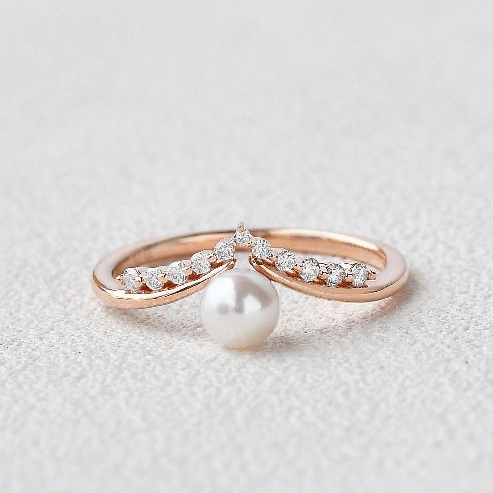 Pearl Vintage Cluster Rose Gold Ring Shimmering Glow