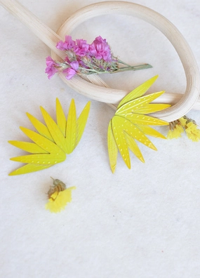 Manoa Earrings simple appearance Graceful Essential