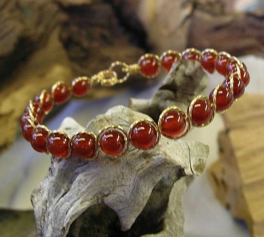 Carnelian Beads Gold Filled Outline Twist Wire Bracelet High-Class Detail Transformative Style