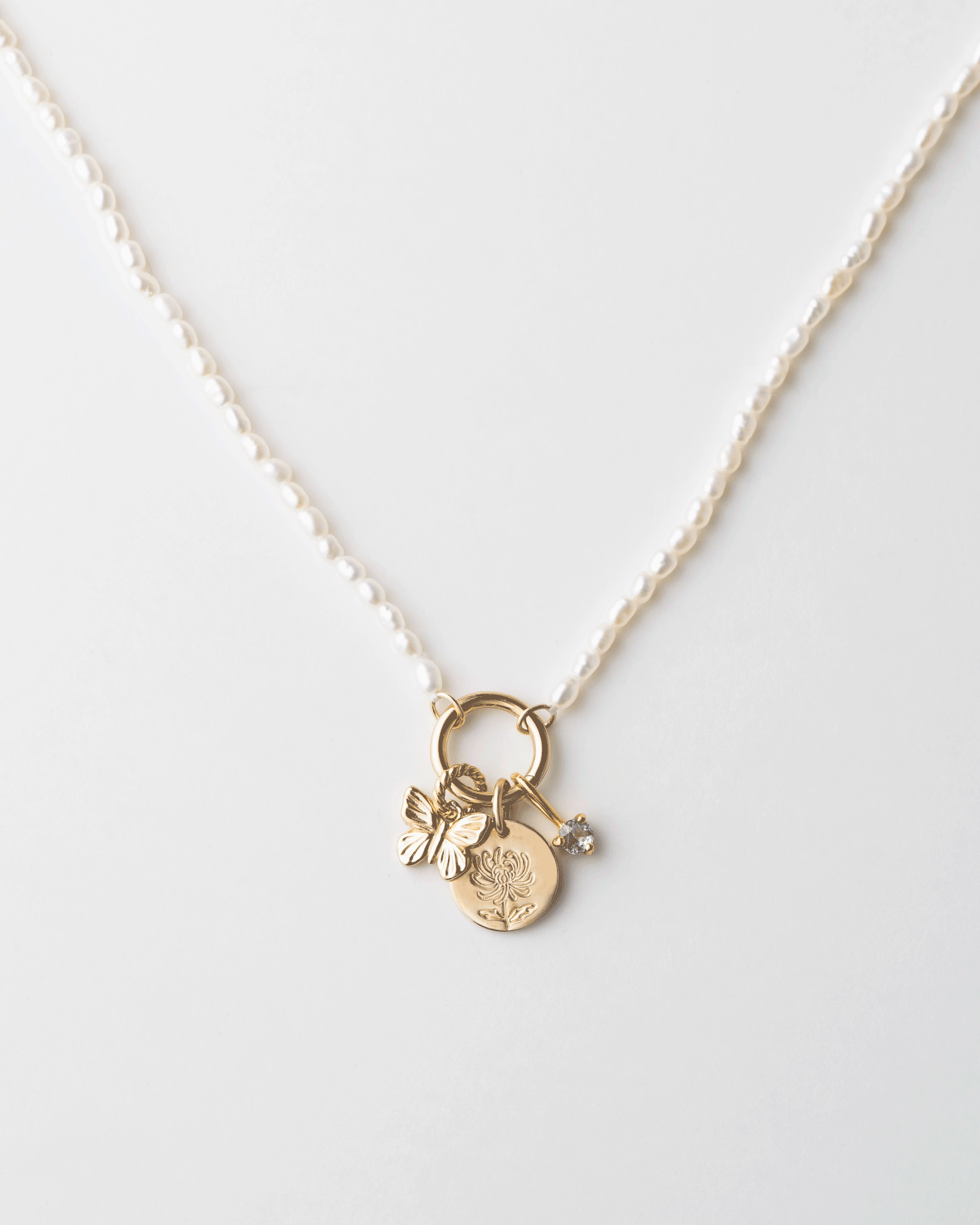 Pearl Charm Holder Necklace Minimal Sparkle Statement Vibe