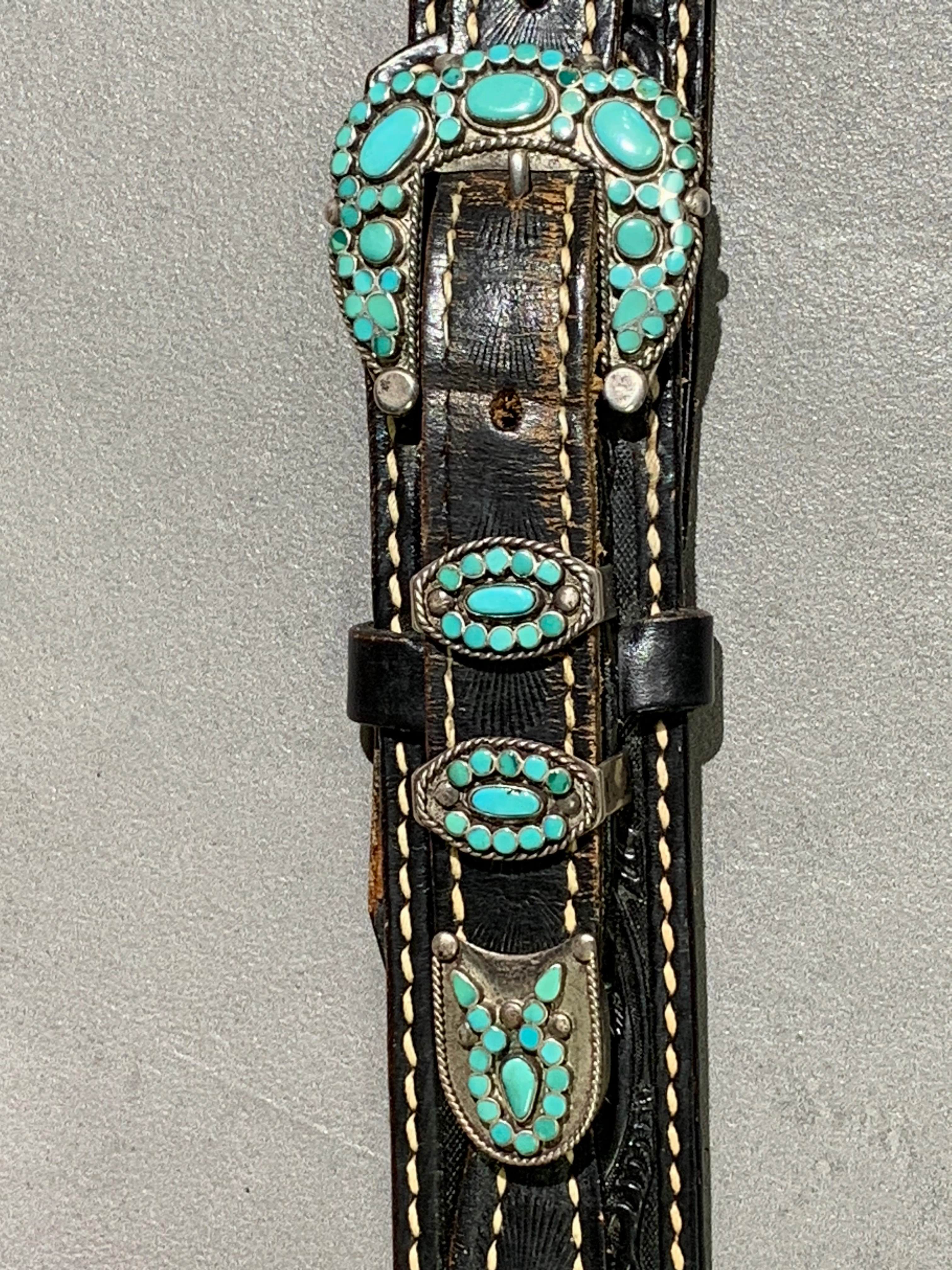 Luminous Accent Classic Pieces Virgil Dishta Sr. Zuni Turquoise Sterling Silver Ranger Set