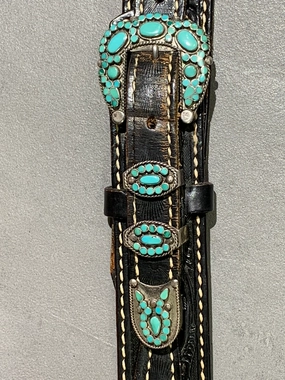 Luminous Accent Classic Pieces Virgil Dishta Sr. Zuni Turquoise Sterling Silver Ranger Set