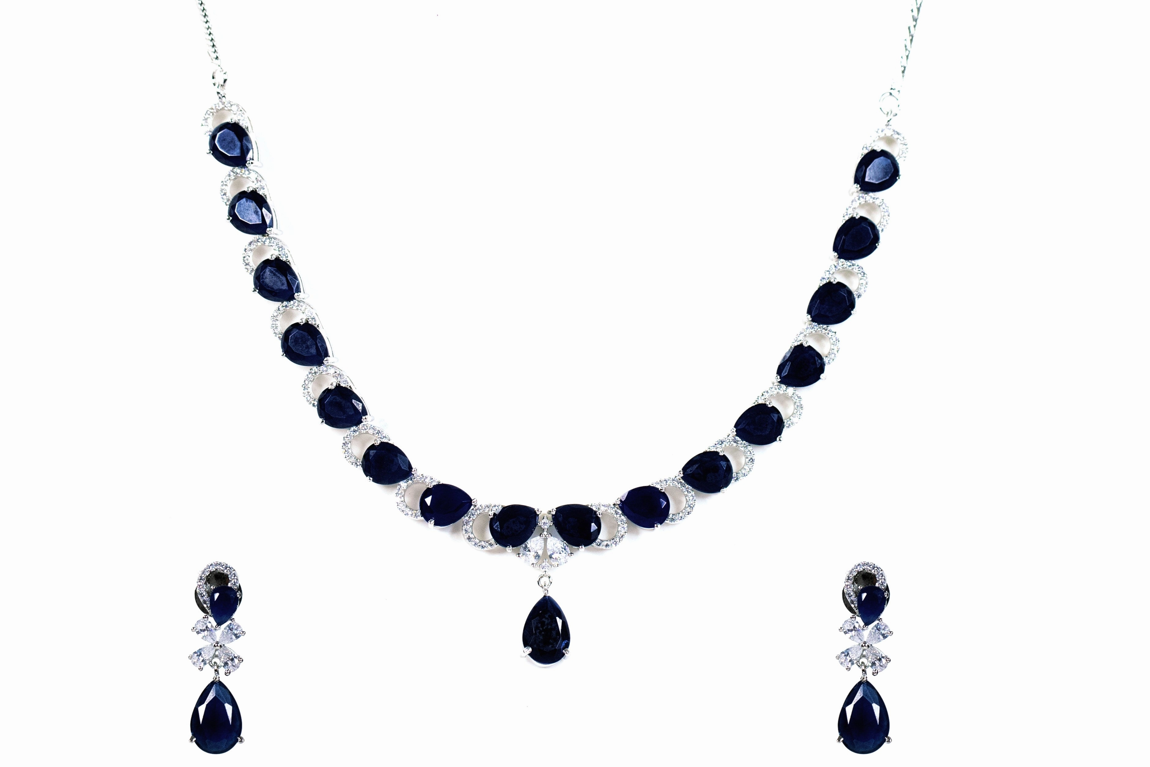 Pearto edge zircon necklace set Glow Mode