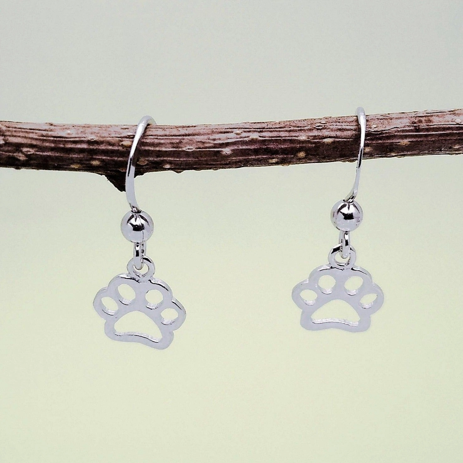 Sterling Silver Paw Prints Dazzling Piece