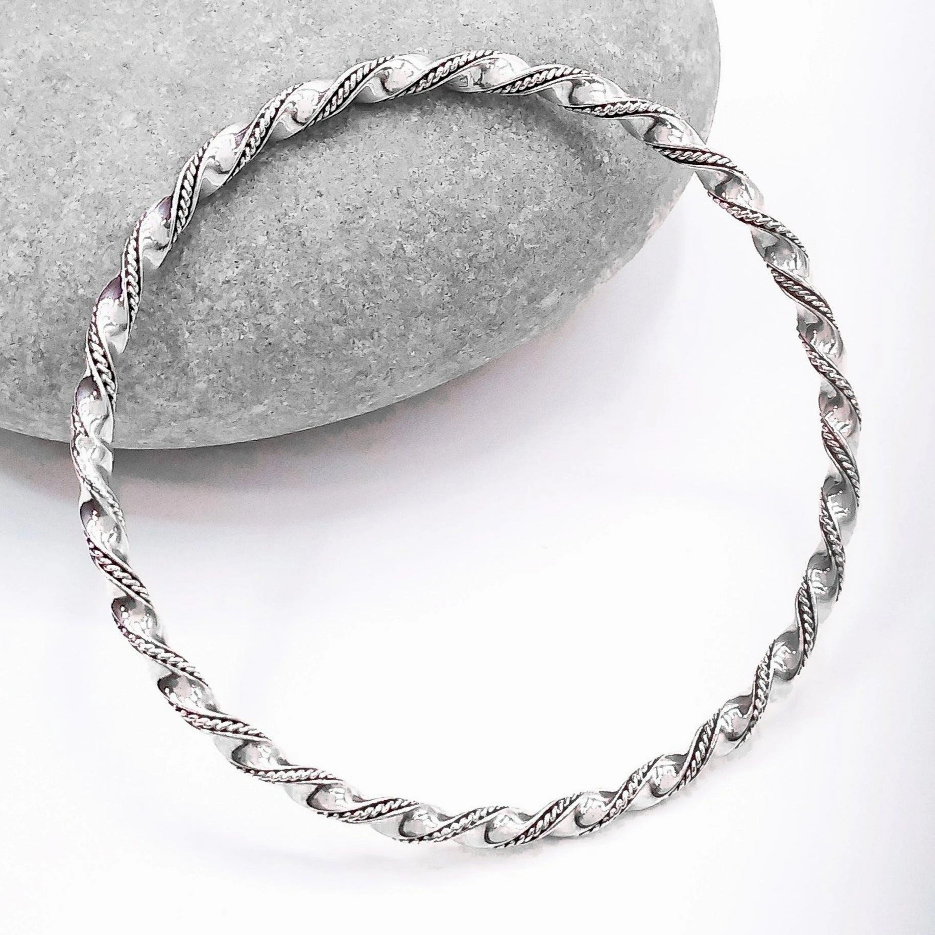 Trendy Form Sparkling Style Via Taxco Wire Twist Bangle