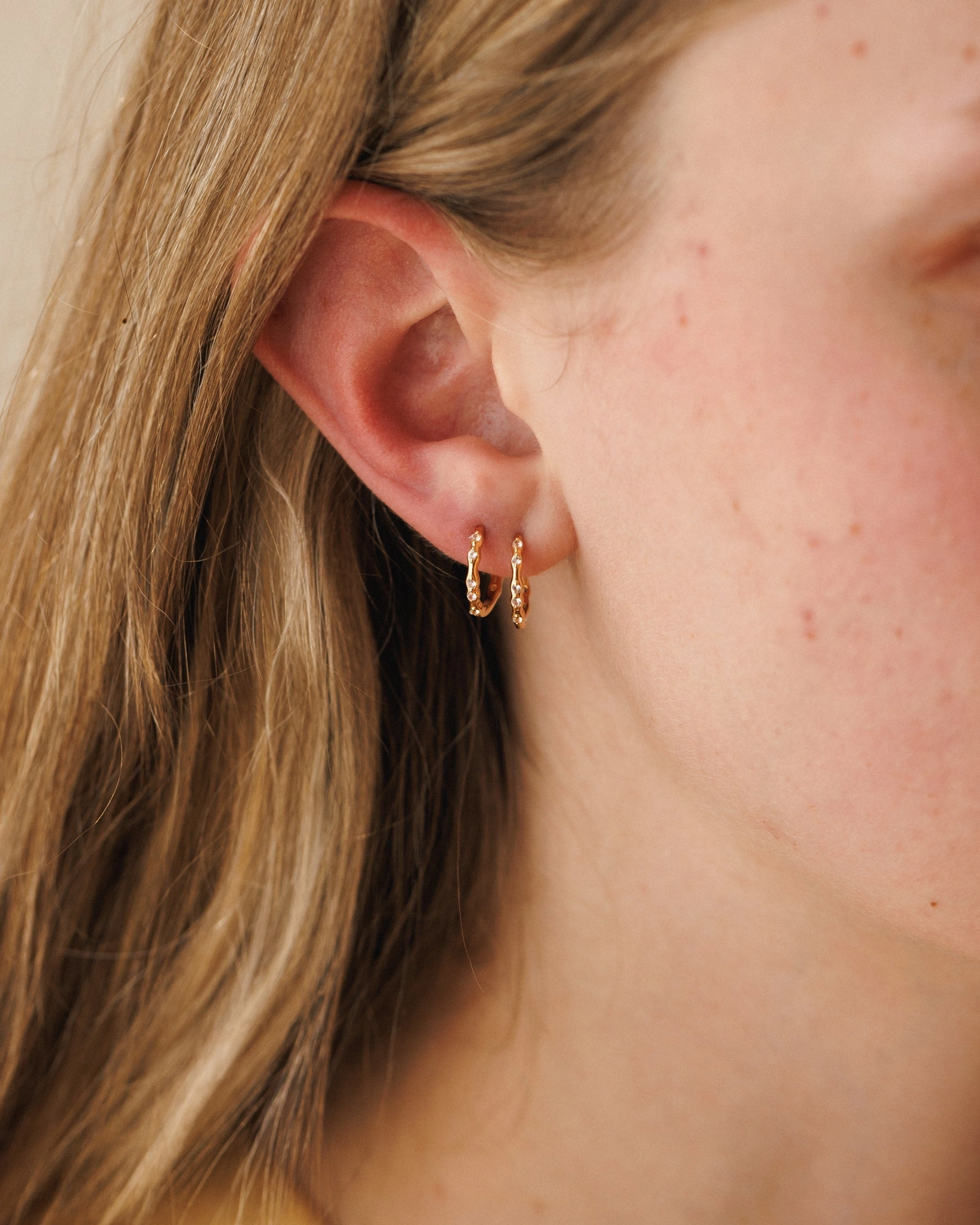 Ripple Hoops Classic Charm Modern Style