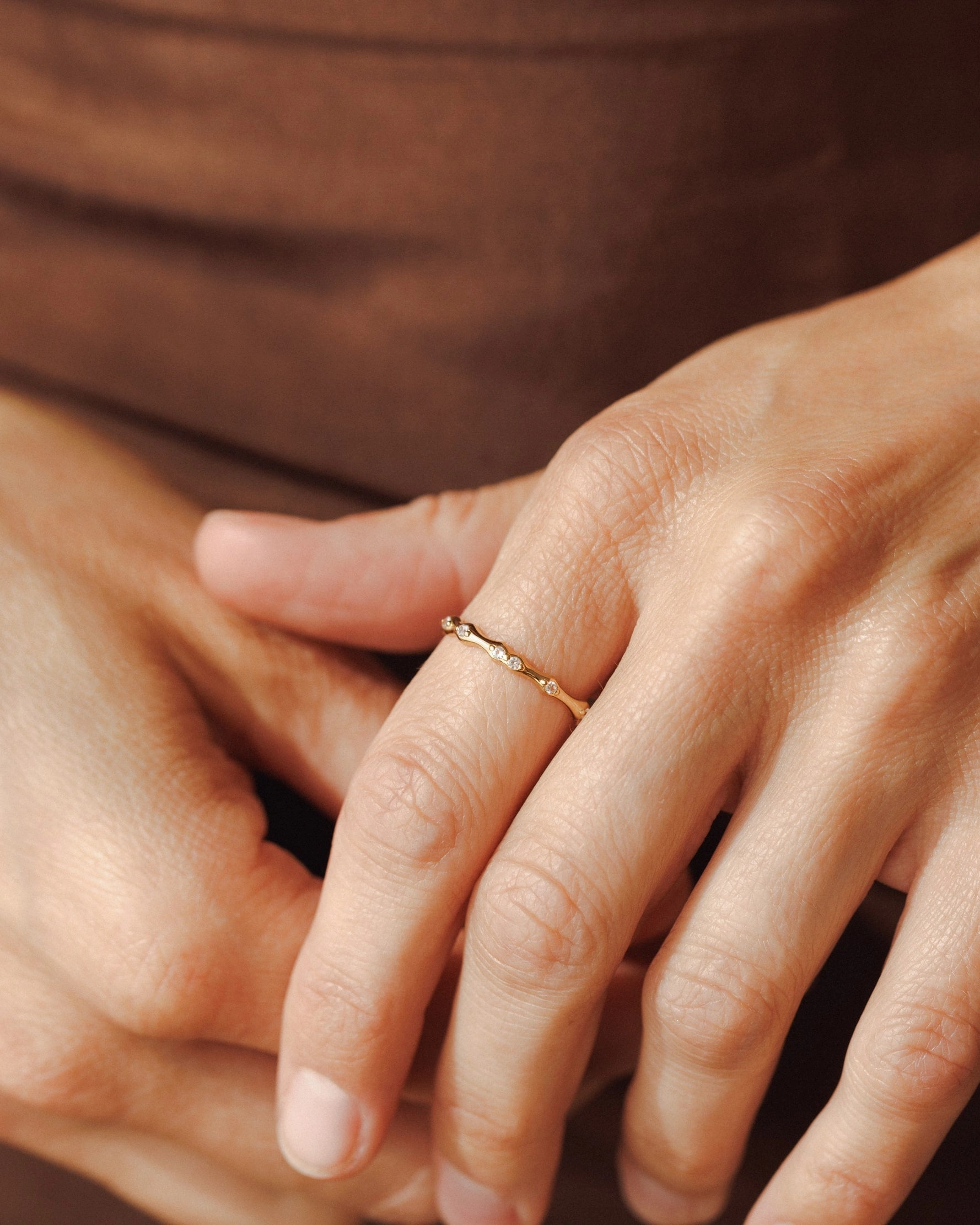 Ripple Ring Gleaming Glow Shiny Pieces