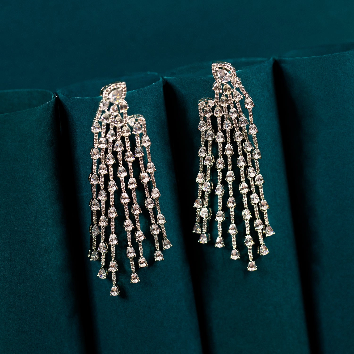 Rippling statement dangler earring Top Pick