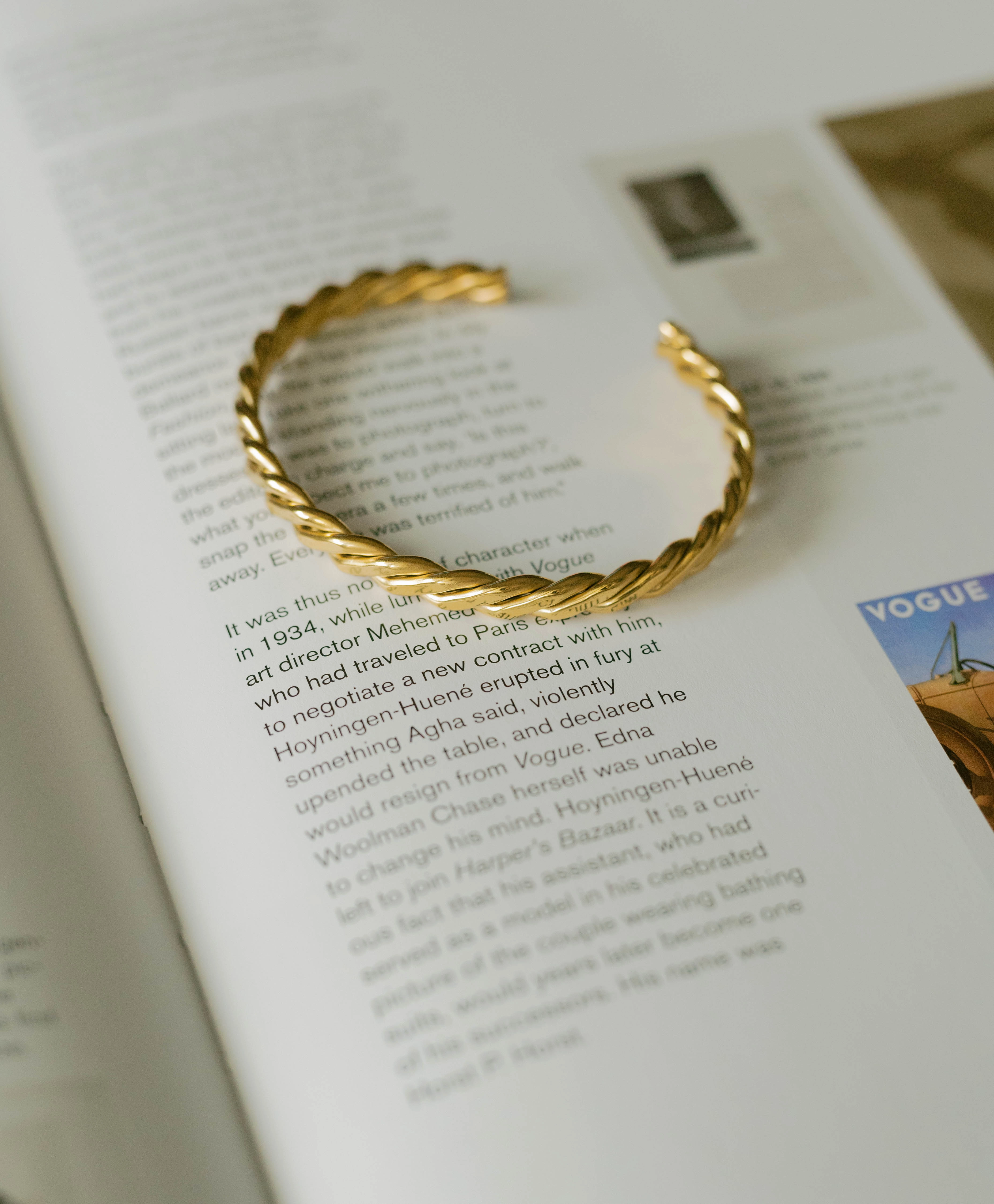 Limited Vision Rope Cuff ?C Gold