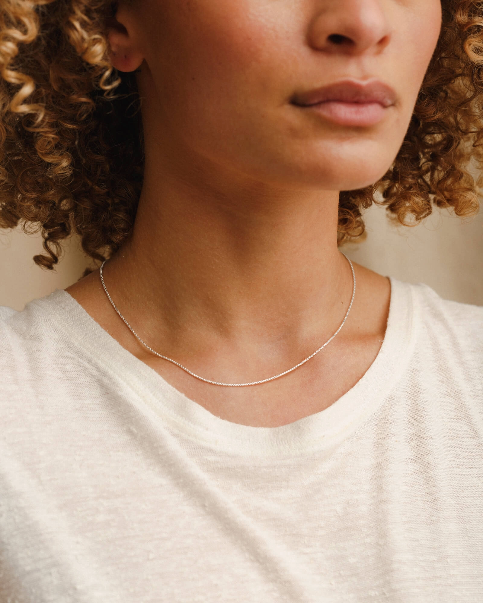 Soft Accent custom design Round Box Chain