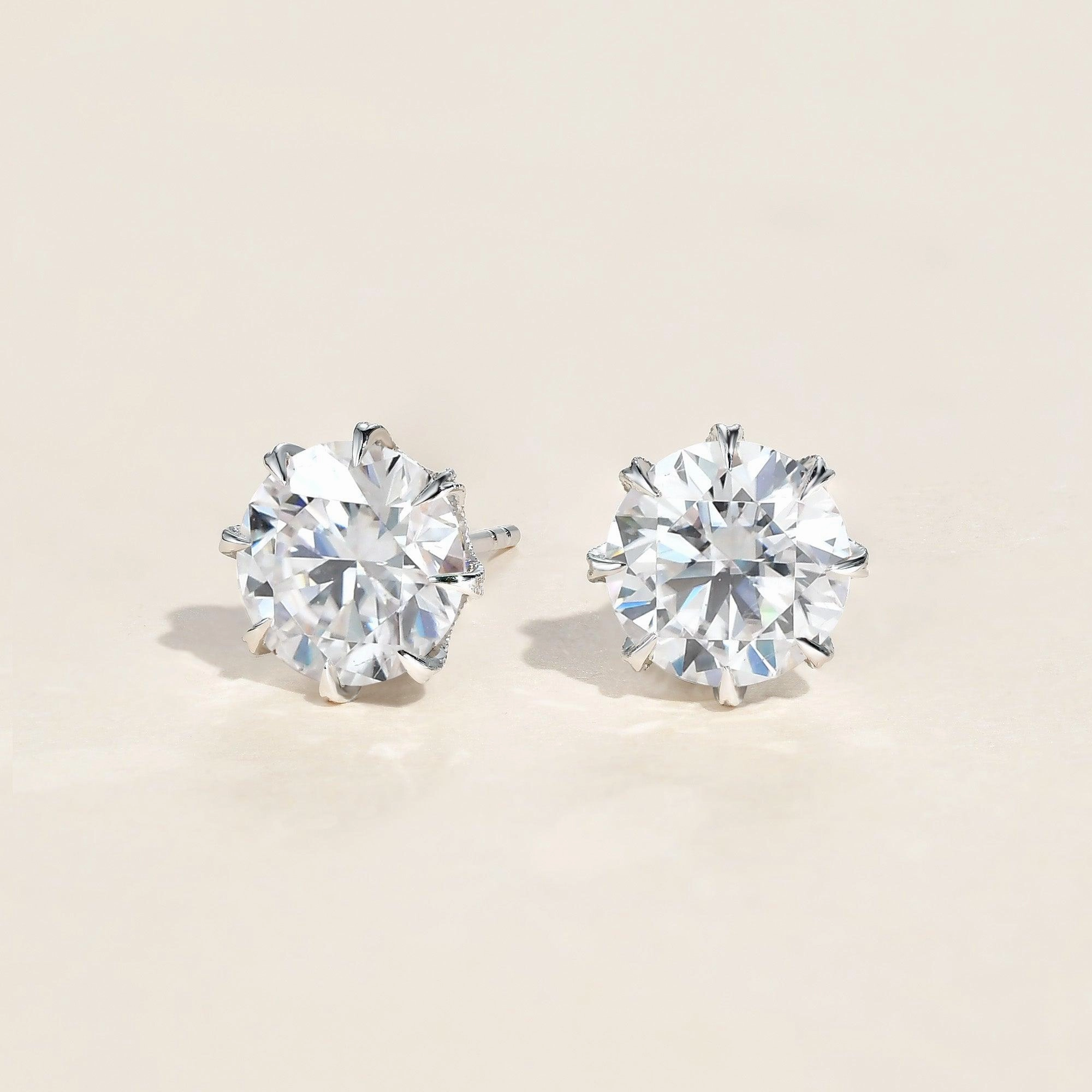 Flawless Touch Formal Outfit Round Cut Classic 8-prong Solitaire Gold Studs Set 2pcs