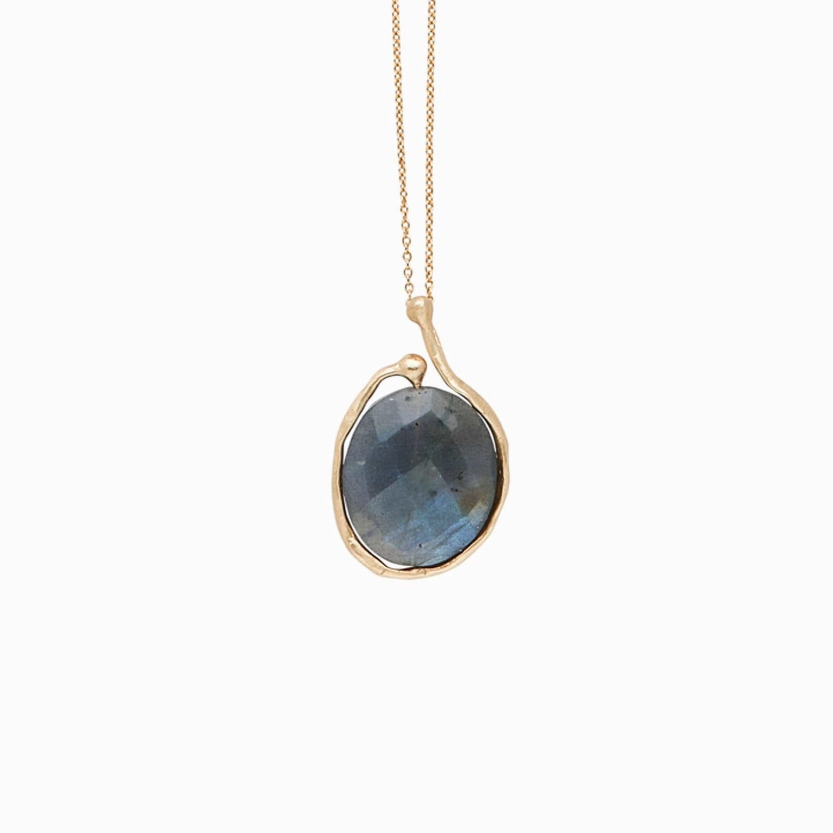 Displaying Piece Saturn Bronze Labradorite Pendant Necklace