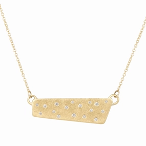 Scattered Diamond Necklace Elegant Outfit Locked Accessory