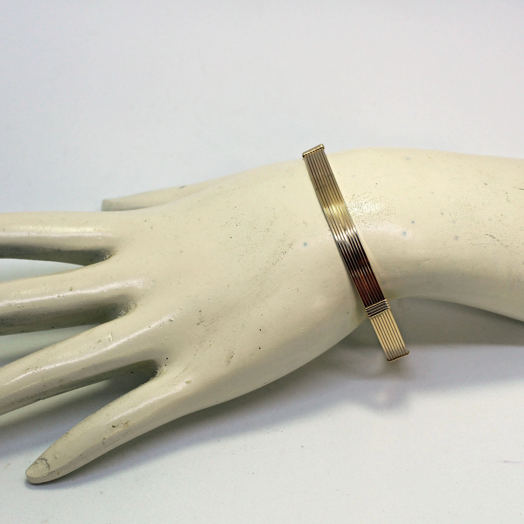 Simple14kt Gold Filled 8-Strand Wire Wrapped Stackable Bracelet  SSSSSSSS Understated Elegance