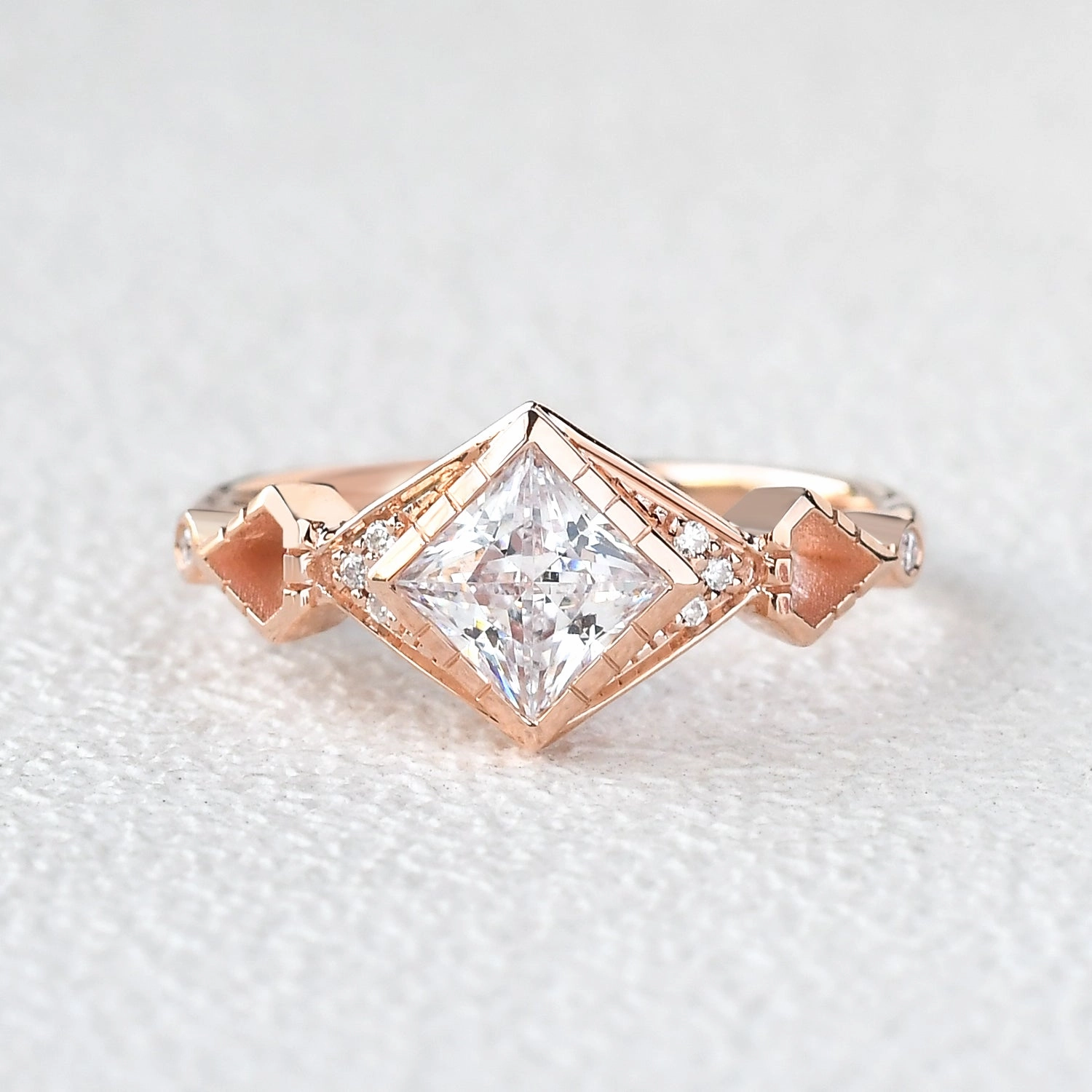 Princess Cut Moissanite Rose Gold Ring Chic Contour