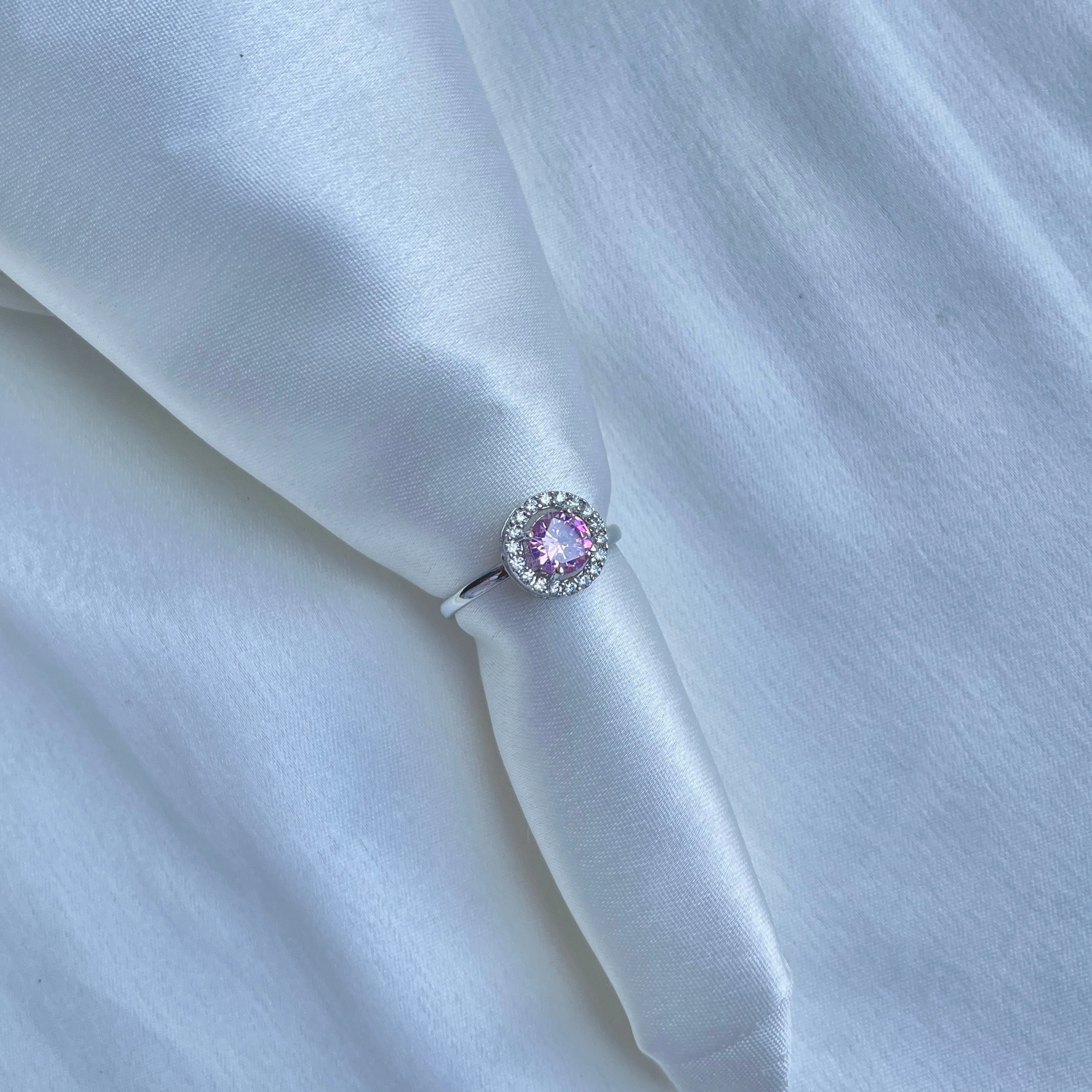 Subtle Form Solitaire halo ring