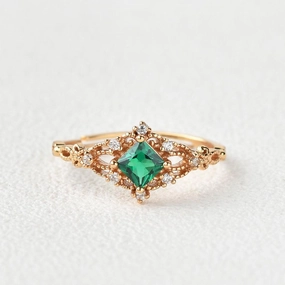 Princess Cut Emerald Yellow Gold Ring Trend Style Versatile Fit