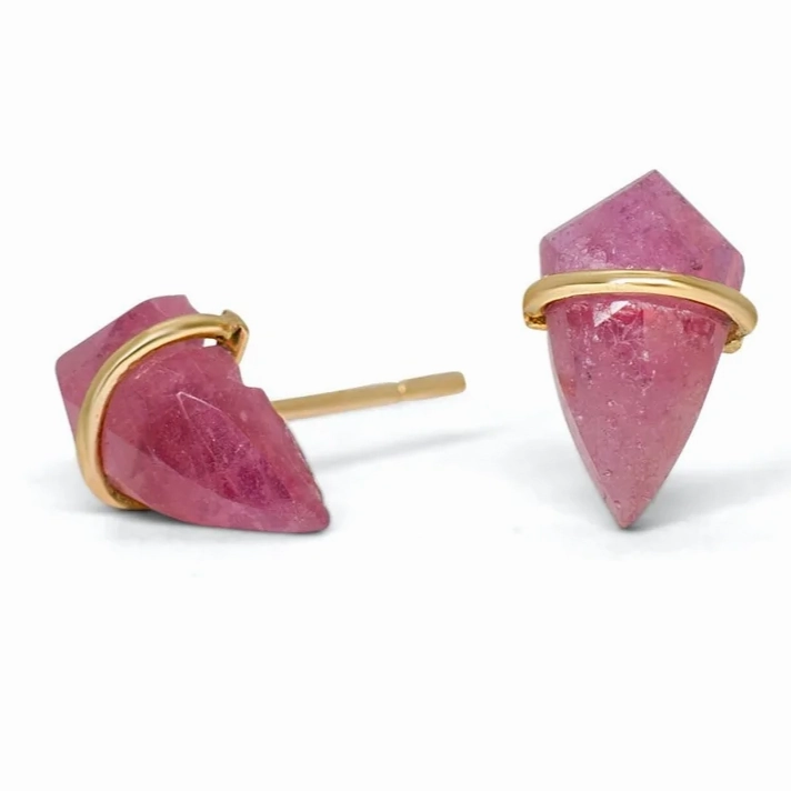 Small Kite Stone Studs - 18k Gold Dull Trinket