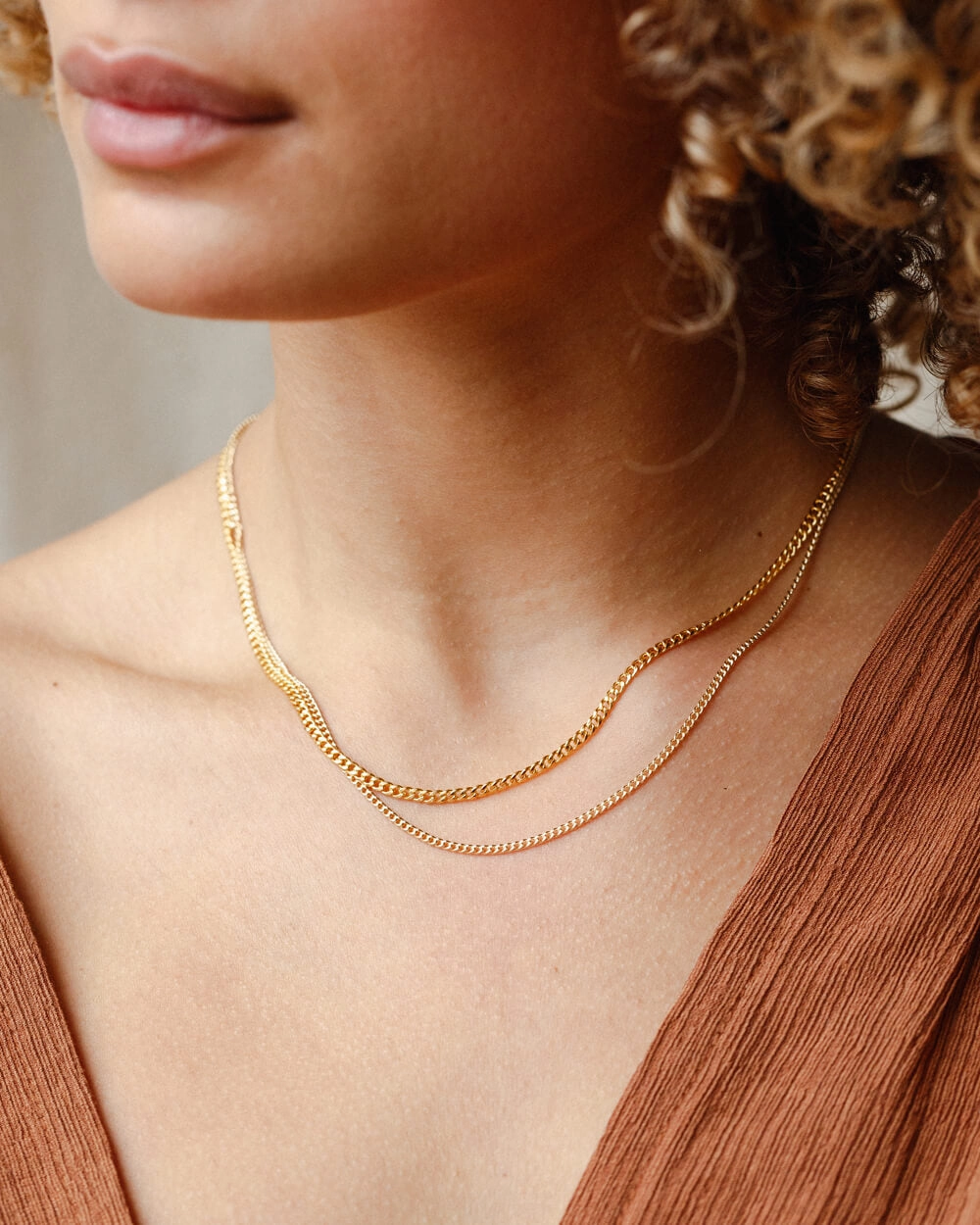 Refined Accent Natural Touch Onaro Chain