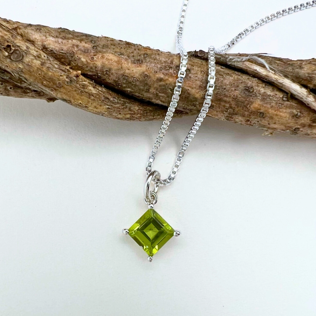 Square Stone Sterling Silver Pendant Fashion Spark Glow Layer