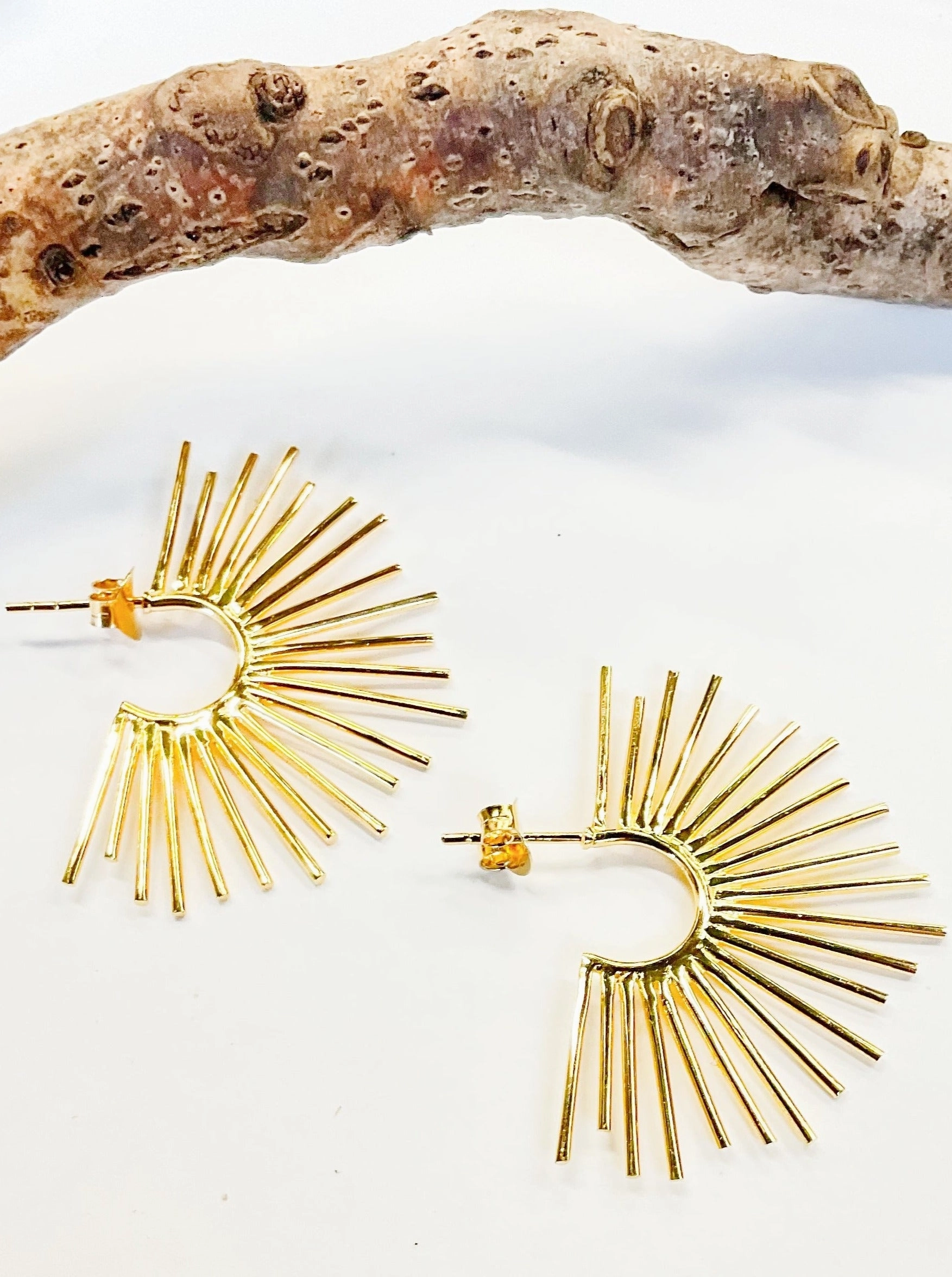 Glamorous Vibe Ideal Style Starburst earrings