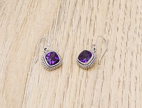 Sterling Silver Earrings With Amethyst Dressed Look