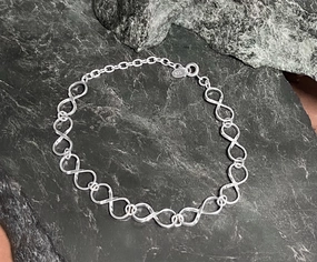 Sterling Silver Infinity Link Bracelet Soft Radiance Minimal accessory