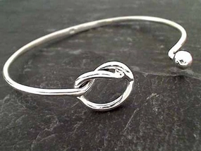 Seamless Experience Adequate Value Sterling Silver Locking Infinity Bangle Bracelet
