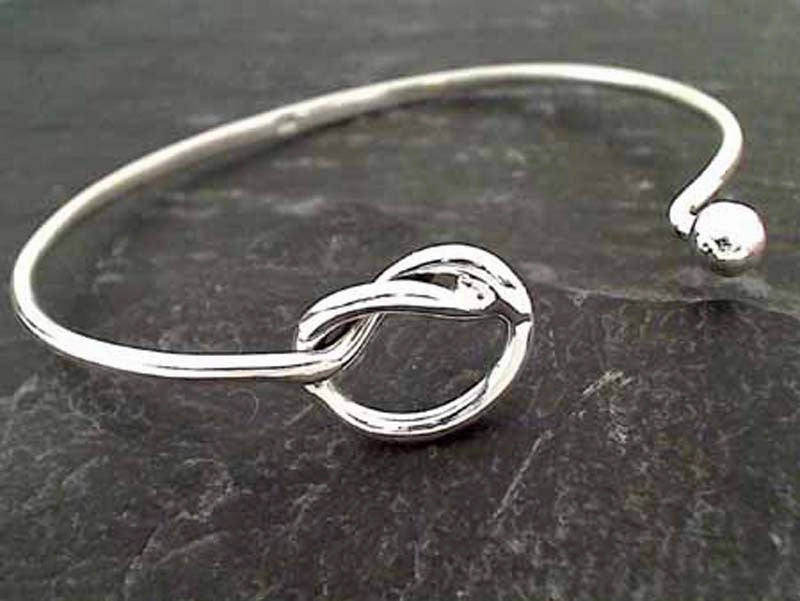Seamless Experience Adequate Value Sterling Silver Locking Infinity Bangle Bracelet