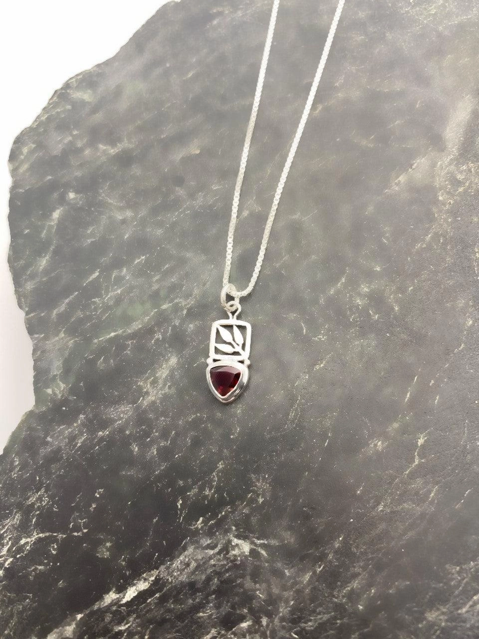 Sterling Silver Pendant with Stone and Leaf Detail Petite Style