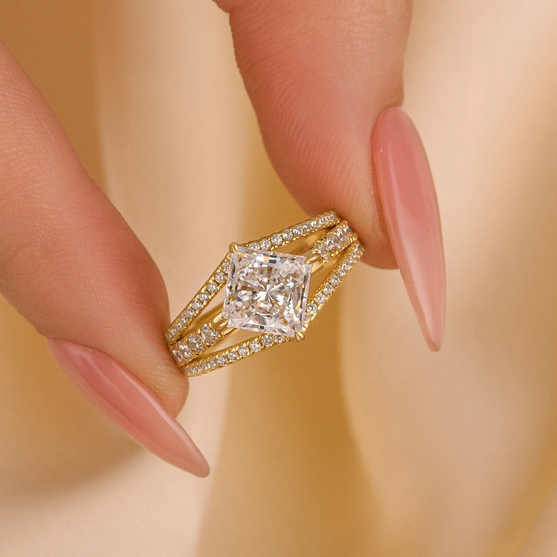 Signature Charm Fresh Light Louily Special Square Princess Cut Engagement Ring In Sterling Silver