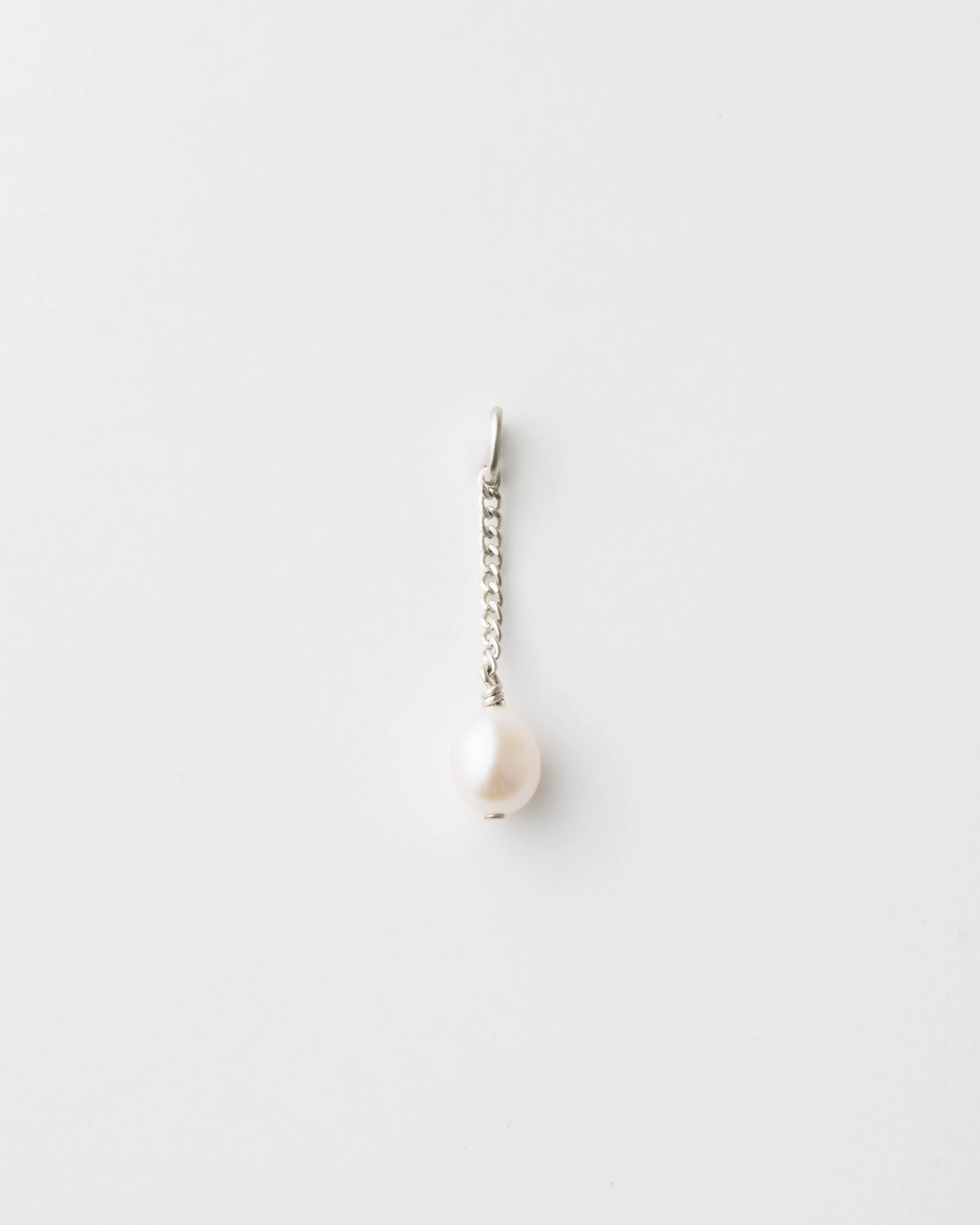 Casual Detail Suspended Pearl Charm