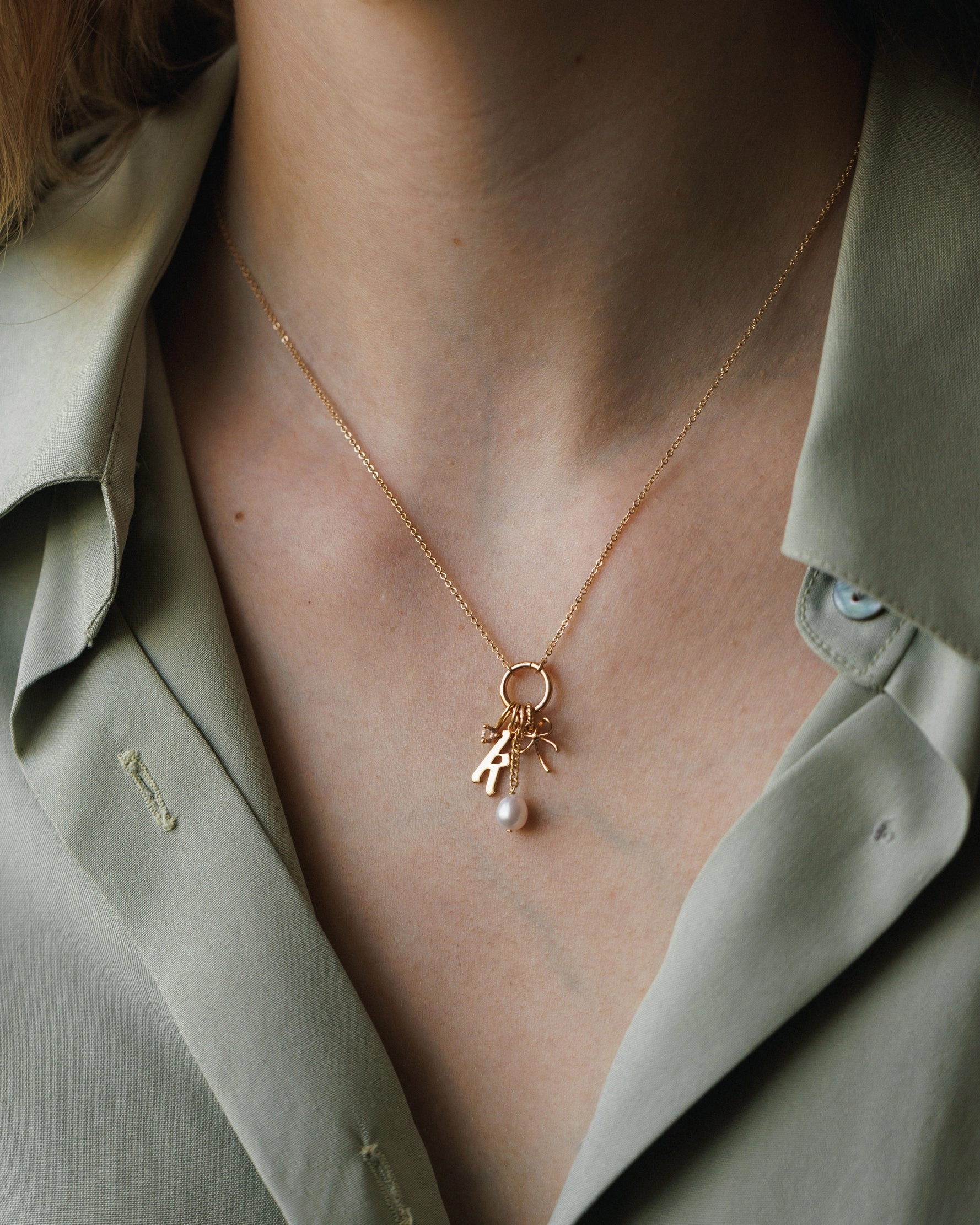 Suspended Pearl Charm Fresh Sparkle Graceful Finish