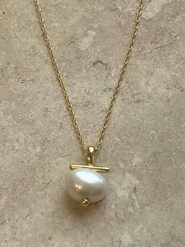 N364 Marvelous Item Equipping Adornment