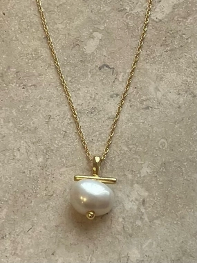 N364 Marvelous Item Equipping Adornment