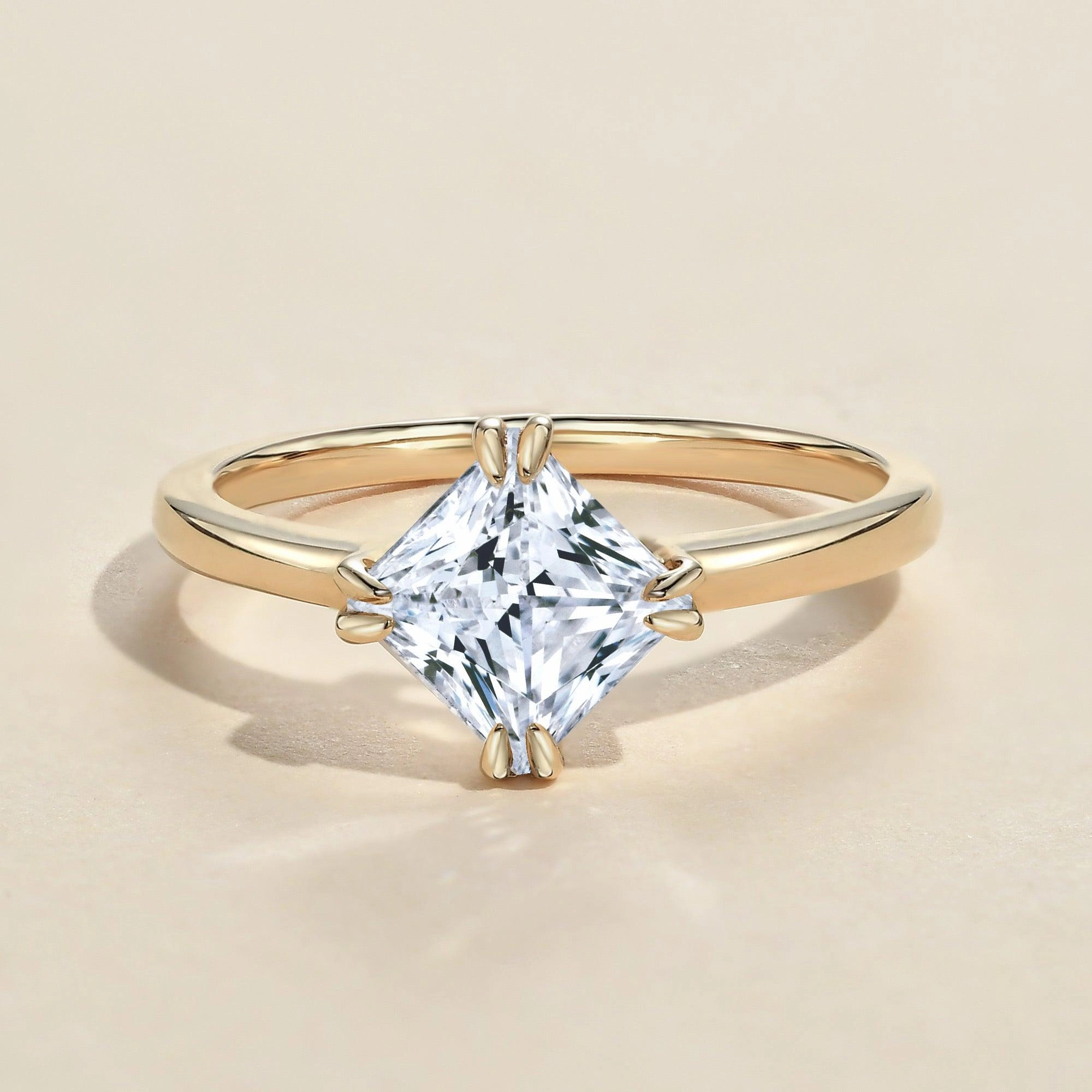 Sparkling Jewelry Design Boho Mood 1.0ct Princess Cut Moissanite Double-Claw Solitaire Ring