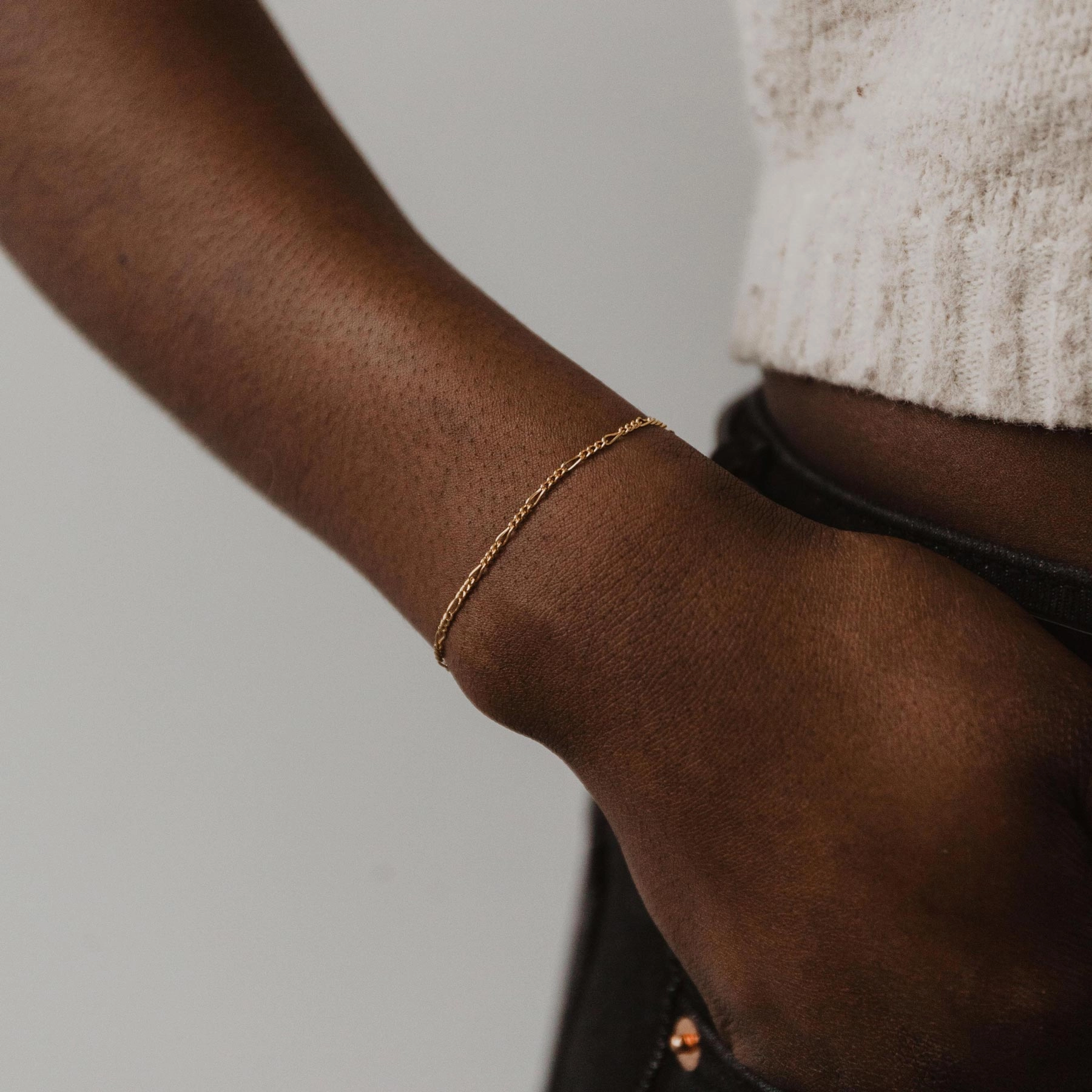 Tailored Sight Clear Horizon Figaro Chain Bracelet