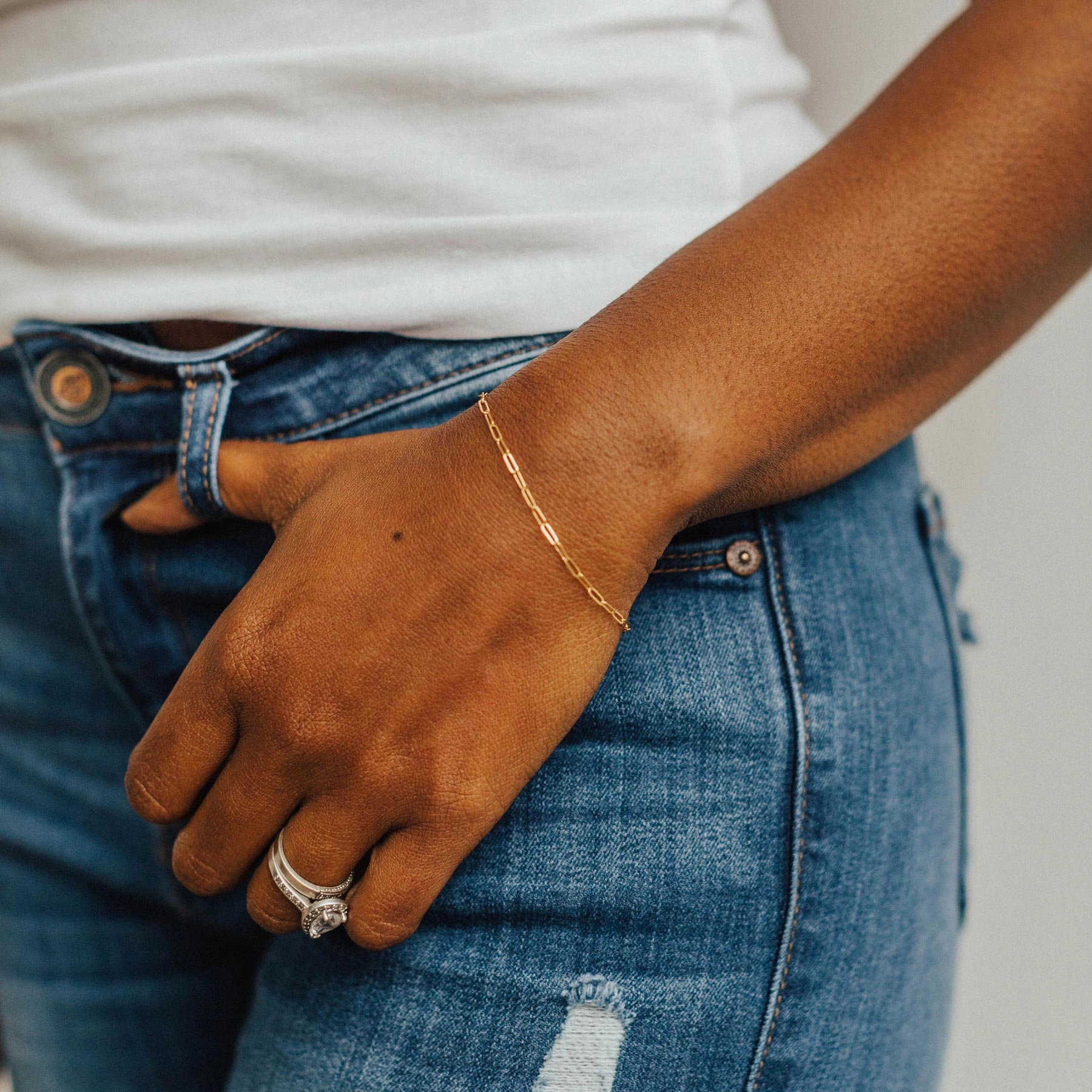 Drawn Chain Bracelet Practical Decision