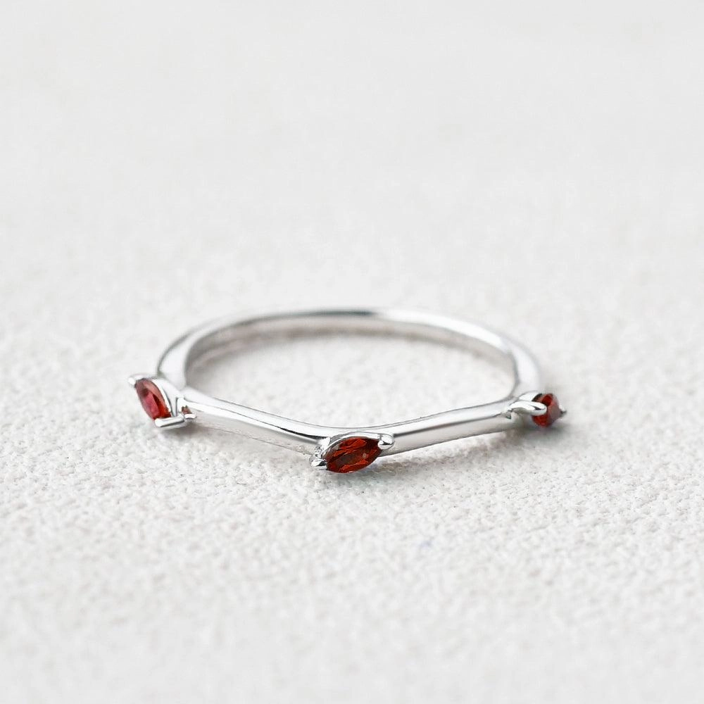 Daytime Look Lab Ruby Three Stone White Gold Ring