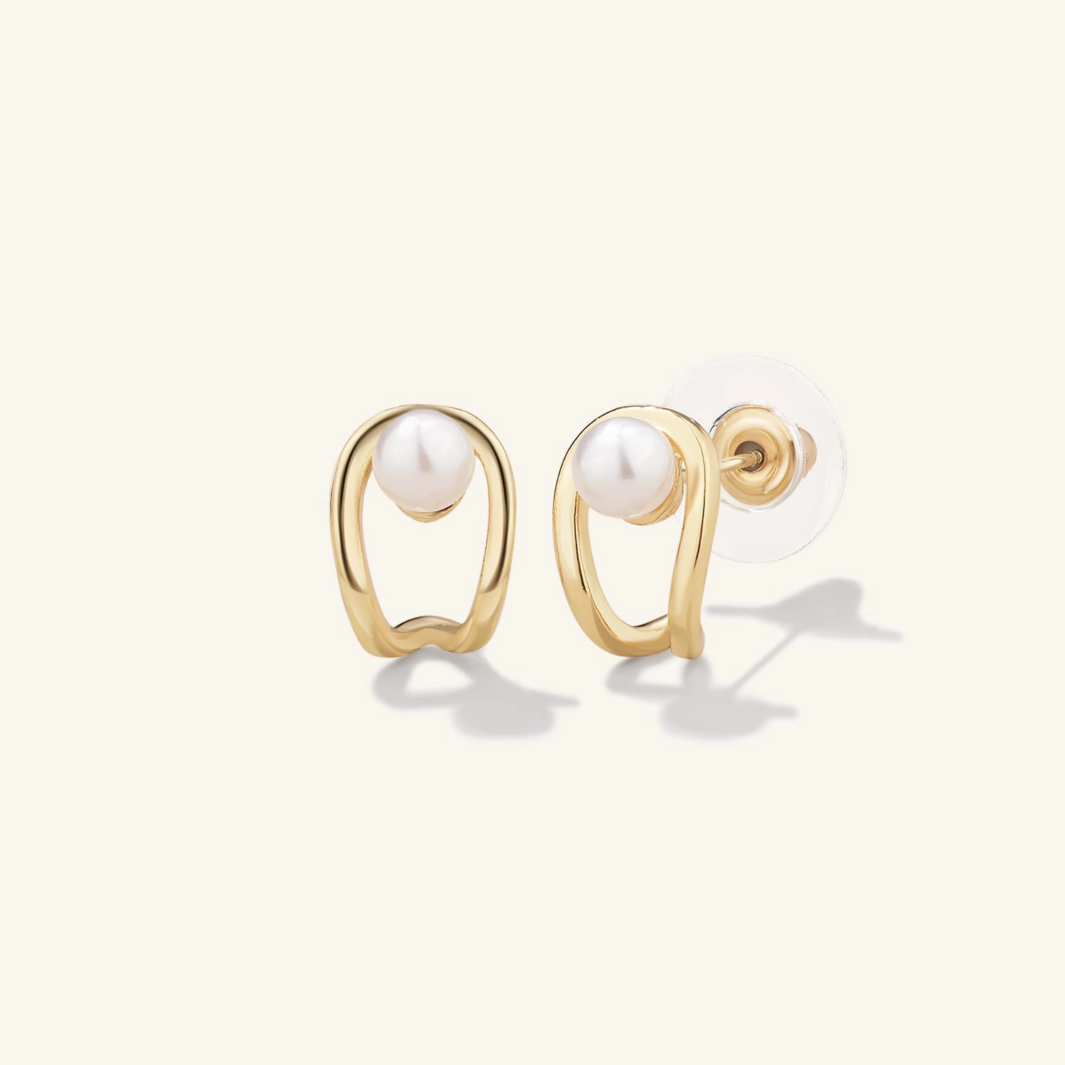 Chic Element Romantic Occasion The Pearl-fect Huggie Akoya Pearl Stud Earrings